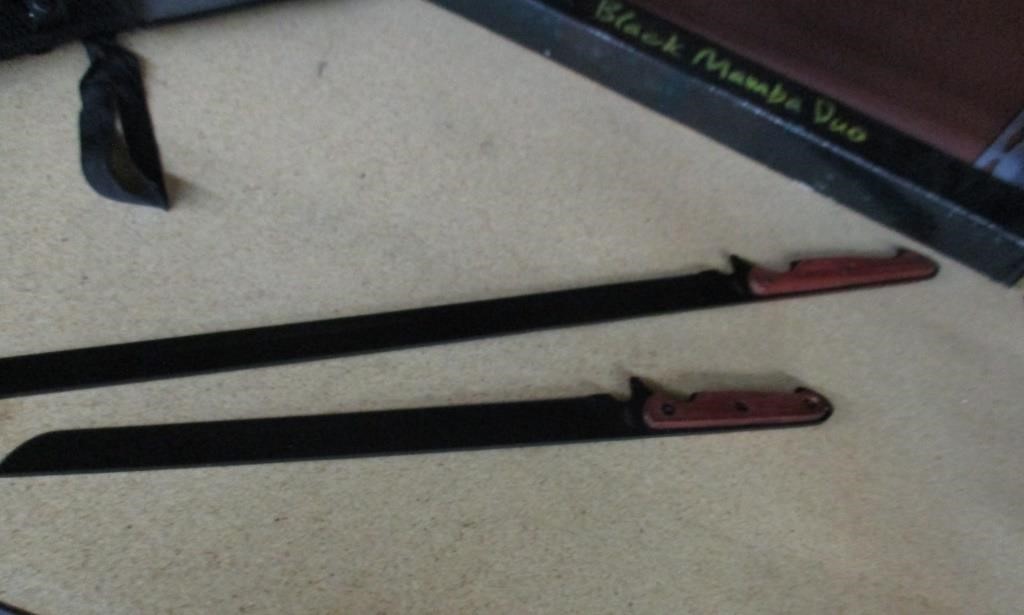 vintage Black Mambo Duo Knife set