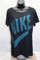 Lot of 4 SZ L T shirt Nike and more