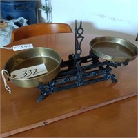 Cast Iron Scales, Brass plates