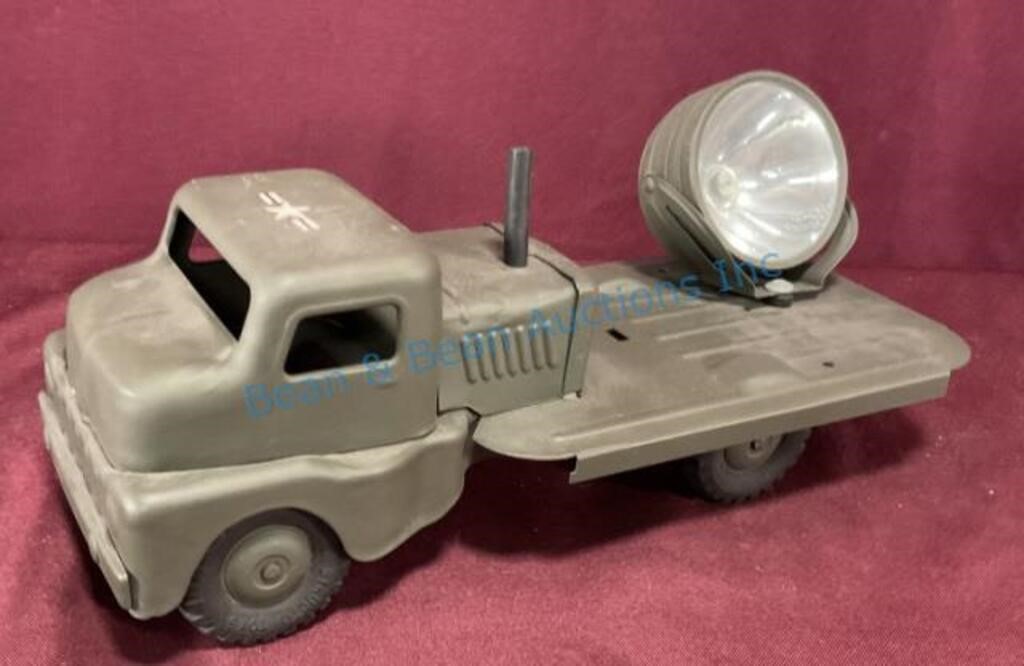 Structo army truck w search light