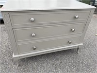 PAINT DECORATED 3 DRAWER CHEST