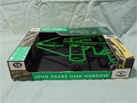John Deere Disk-1/8 Scale