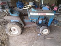 Ford lgt 100 - stored in barn - engine is free