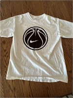 Vintage Youth XL Nike T-Shirt w/Felt Ball Logo