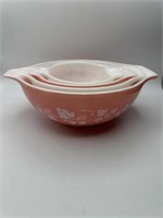 Pyrex Mixing Bowls Pink