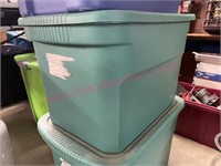 Green 20gal tote w/ lid