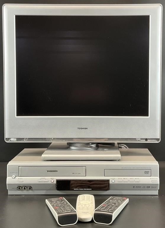 Toshiba VCR / DVD Player & Monitor