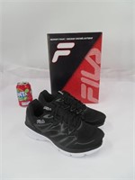 FILA, souliers neufs pour femme gr 8.5