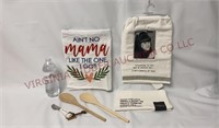 Mama & Funny Towels, Wood Spoons & Spreader