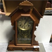 Vintage mantel clock