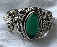 Sterling Silver Ring w/ Green Onyx Stone Sz 7.5