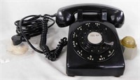 Illinois Bell rotary telephone w/ flash