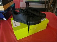 New Adidas NEO kids Advantage, size 3, Black,