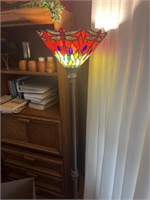 Stained glass lamp with butterfly pattern