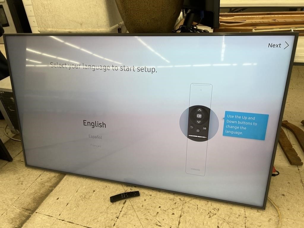 Samsung 65" QLED TV w/ Remote (works)