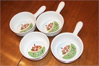 Set of 4 Villeroy & Boch porcelain bowls