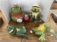 Frog cookie jar, decorative frog figures