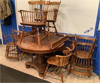 Ethan Allen Table w/2 Leaves & 10 Chairs