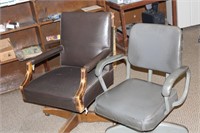 Lot of 2 Office Desk Chairs