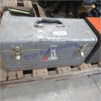 Craftsman tool box 18", full of tools