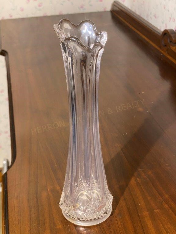Ruffled Neck Glass Vase