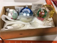 4 glass ornaments