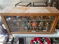 Display cabinet with Mouse Charming Tails figures