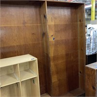 8' tall wood bookcase w/shelves