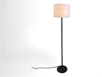 Floor Lamp- Nice Condition Elegant Lamp