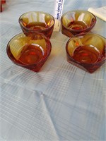 Colony Amber Set of 4 Bowls