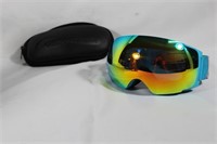Outdoor Master Skiing Goggles in Zippered Case