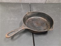 Vintage Griswold 8" Frying Pan