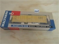 H.O Scale walthers model railroad car .