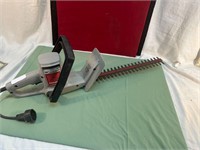 **CRAFTSMAN HEDGE TRIMMER