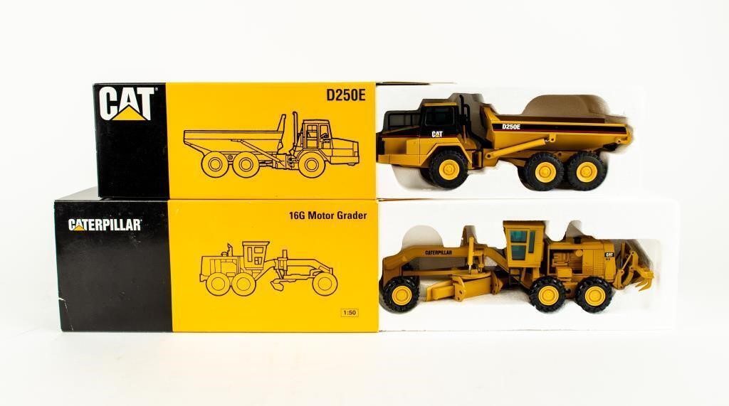 Lot Of 2 Caterpillar Truck / Motor Grader 1:50 Sca