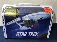 New Polar Lights Star Trek USS Enterprise