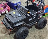 Electric Jeep with charger, works