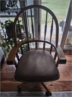 Oak Rolling Swivel Windsor Back Office Chair
