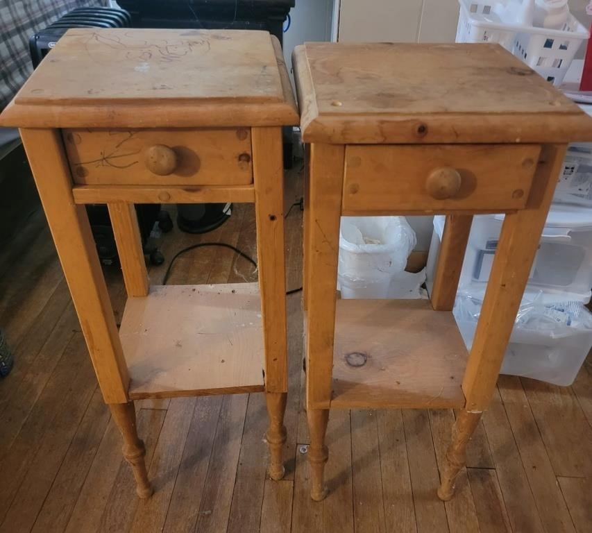 Wooden Side Stands