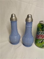 Jeannette Delphite Blue S&P Shakers 6" tall