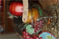 GLASS FOOTED BOWL W/FRUIT