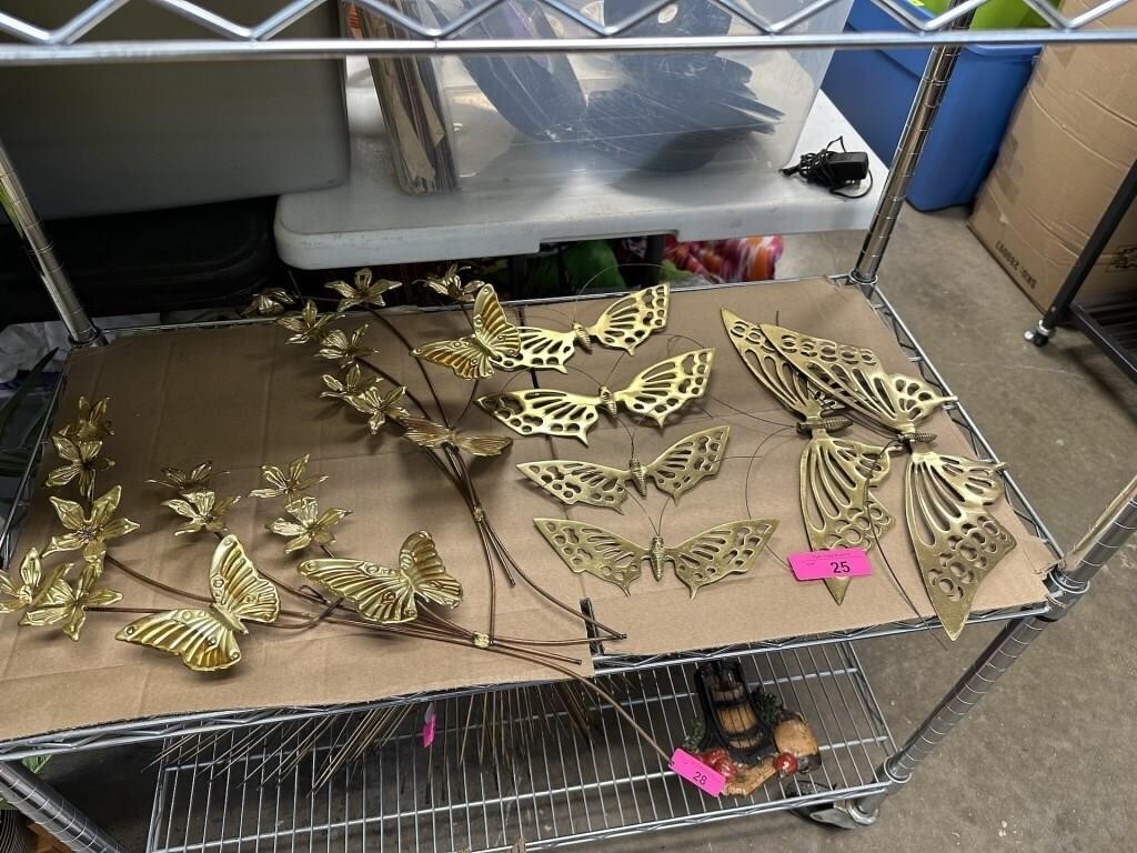 LARGE LOT OF MID CENTURY BRASS BUTTERFLIES