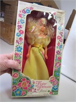 1982 Flower Princess Doll (Montgomery Wards)