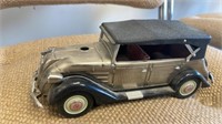 Vintage Car Flip Top Lighter