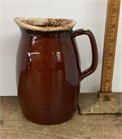 Hull brown drip milk pitcher