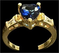 14K Gold Ring w/ Blue Stone