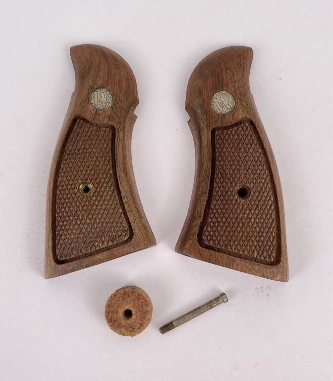 Smith and Wesson N Frame Magna Pistol Grips
