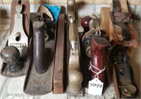 OLD WOODWORKING PLANES