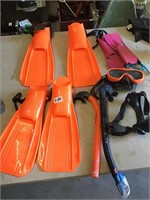 Kids flippers, snorkels, masks