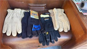 Pioneer Seed Corn Gloves